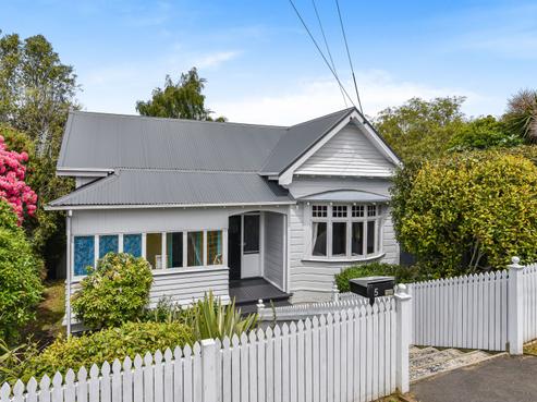5 Napier Street, Belleknowes