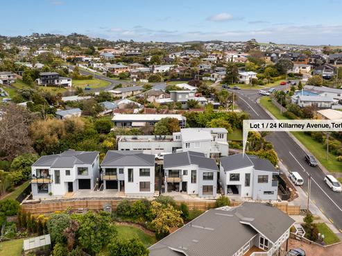 24 Killarney Avenue, Torbay