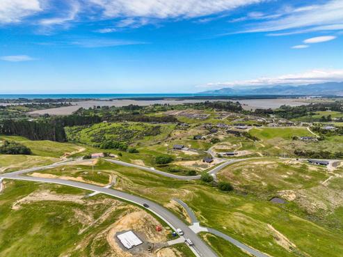 121 La Mer View, Redwood Valley