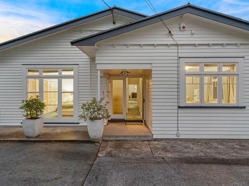 85 Golf Road, New Lynn