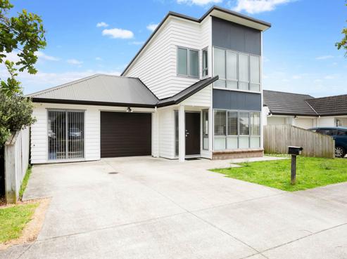 11 Takahe Avenue, Takanini