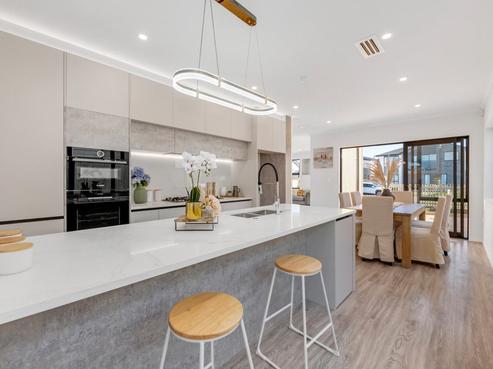 12 Rathfarnham Road, Flat Bush