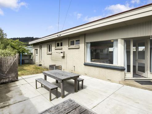 10 Hall Road, Sawyers Bay