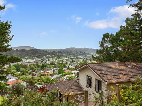 32A Dalton Grove, Stokes Valley