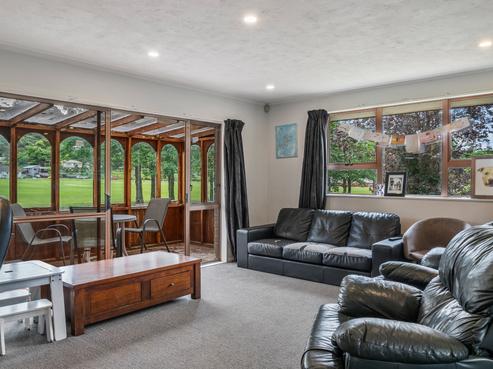 280B Stokes Valley Road, Stokes Valley
