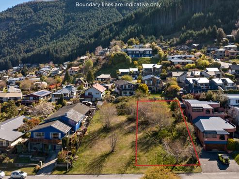 16 Avalon Crescent, Fernhill/Sunshine Bay