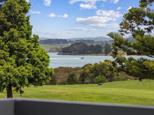 3 Stella Drive, Clarks Beach