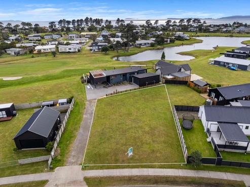 153 Ngaio Drive, Matarangi