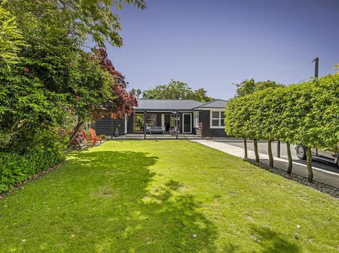 9 Joyce Crescent, Ilam