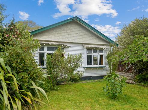 82 Martin Avenue, Beckenham
