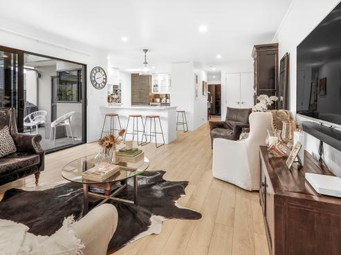 6 Munro Place, Flagstaff