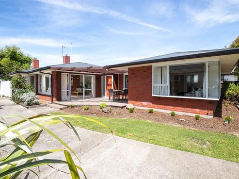 42 Dunster Street, Burnside