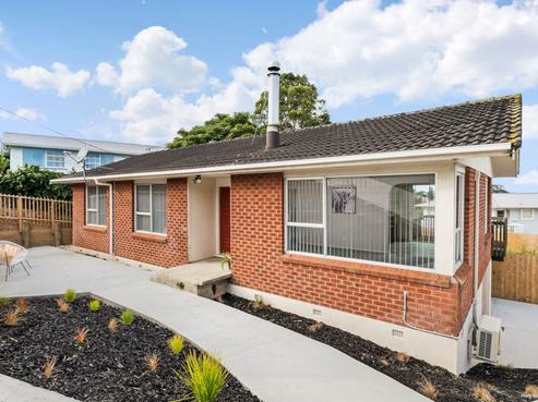 221 Eskdale Road, Birkenhead