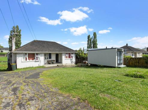 19 Hannah Road, Otara