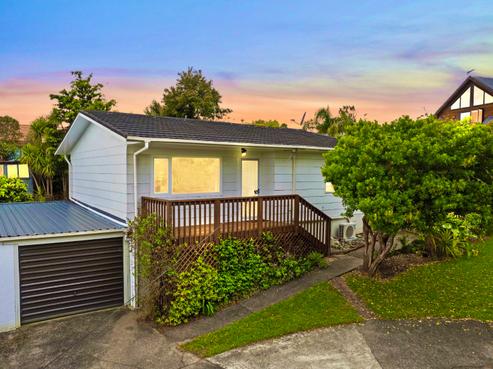 2/133 Edmonton Road, Te Atatu South