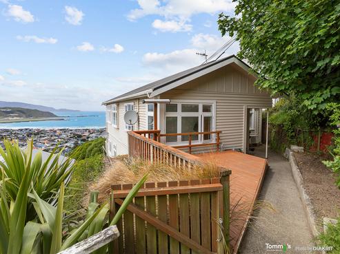 95 Rodrigo Road, Melrose