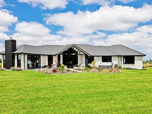 24 Mosshead Close, Myross Bush