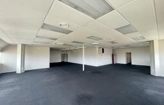 Victoria Ave office space