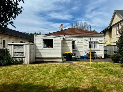 115 North Road, North East Valley
