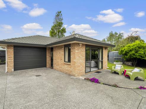 32A Pine Road, Orewa