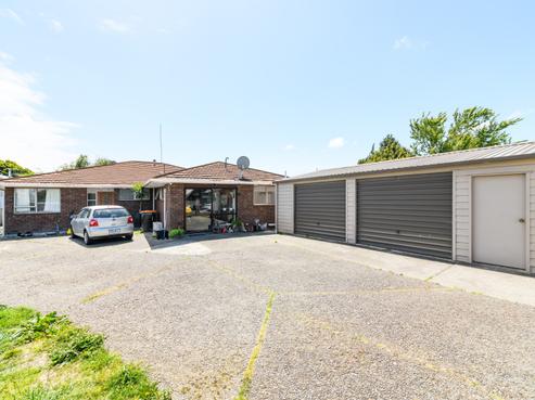 97 Tremaine Avenue, Westbrook
