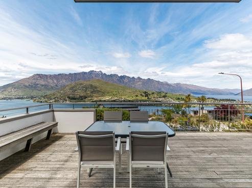 21 Olivers Place, Queenstown Central