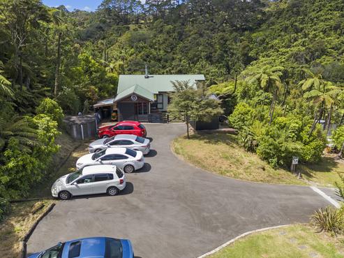 46 Stoney Creek Drive, Waitakere