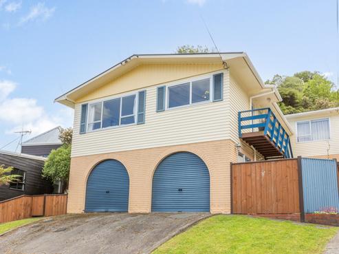 1/9 Lowry Crescent, Stokes Valley