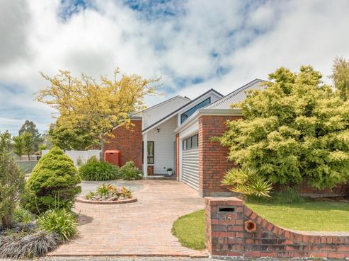 15 Eastons Road, Westport