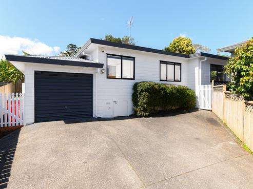 89B Trias Road, Totara Vale