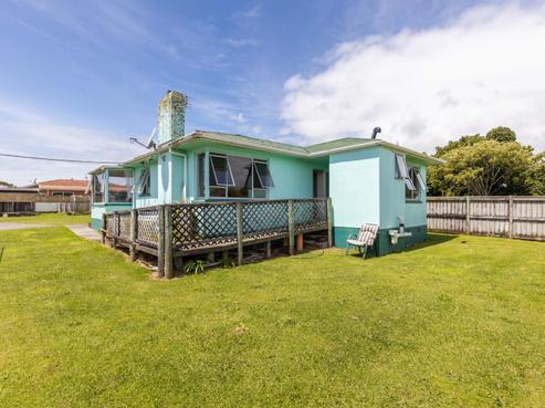 30 Leslie Street, Waitara