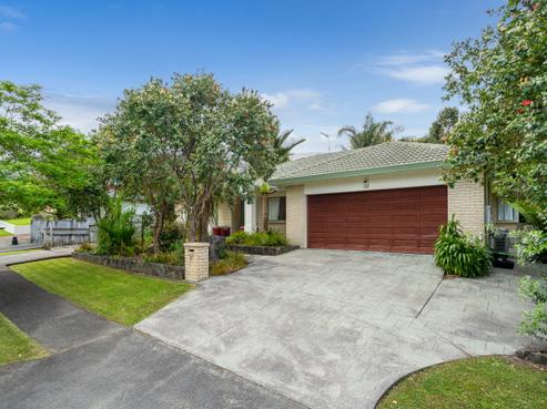 27 Hogarth Rise, West Harbour