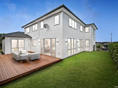 24 Boocock Crescent, Orewa
