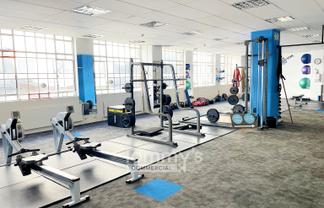 TWO FLOORS TOP LOCATION 