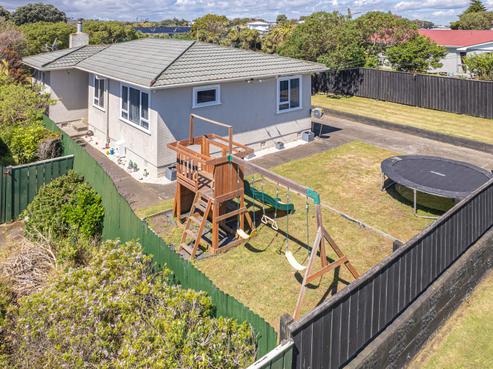 106 Karaka Street, Castlecliff