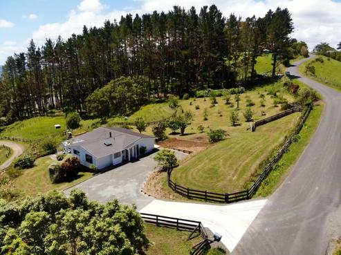 81 Mcgregor Road, Clevedon