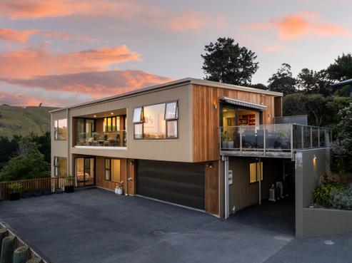 8 Crest Lane, Redcliffs