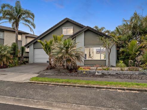 42 Flintridge Drive, Flat Bush
