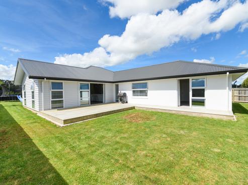 2 Henty Lane, Marton