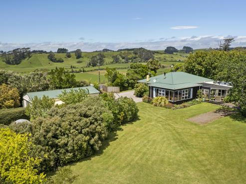 804 Egmont Road, Hillsborough