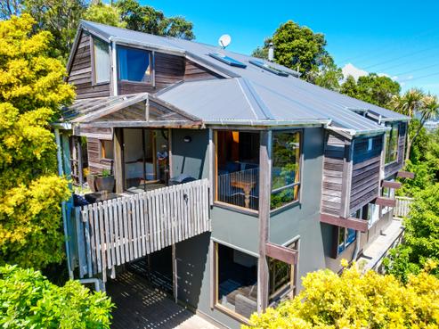 88 Pomare Road, Tirohanga
