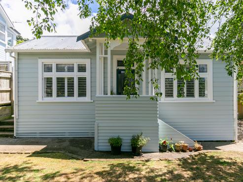 138 Hanson Street, Newtown