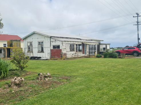 2 Kina Road, Opunake