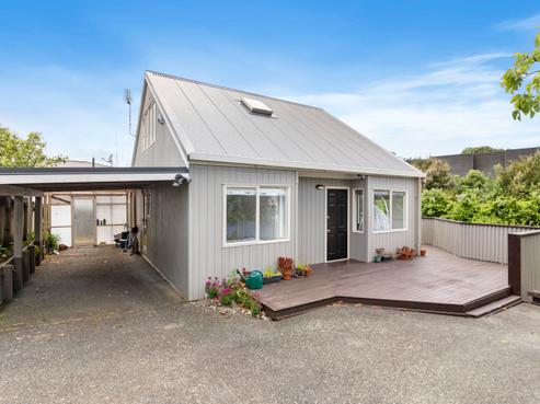 1042A Great North Road, Point Chevalier