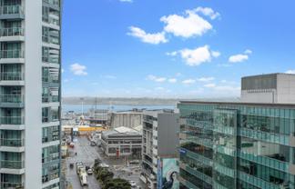812/47 Beach Road, Auckland Central