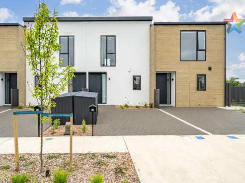 71 Pipi Place, Levin