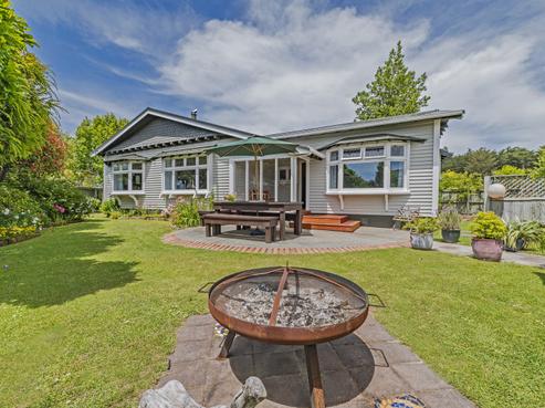 29 Broadway Avenue, Waikuku Beach