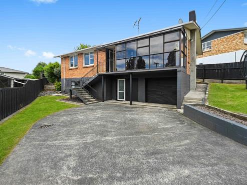 69 Ranui Street, Dinsdale