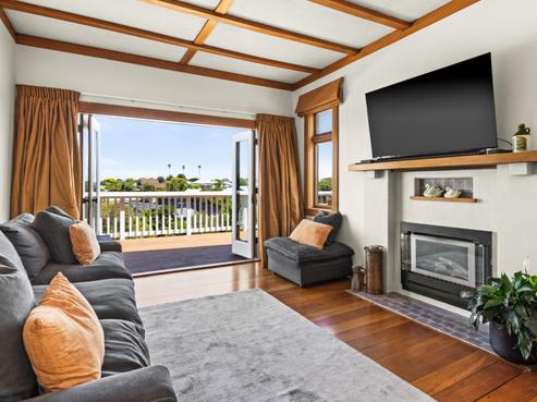 6 Harvey Road, Napier Hill