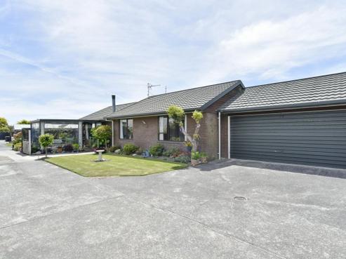 49 Fairweather Crescent, Kaiapoi
